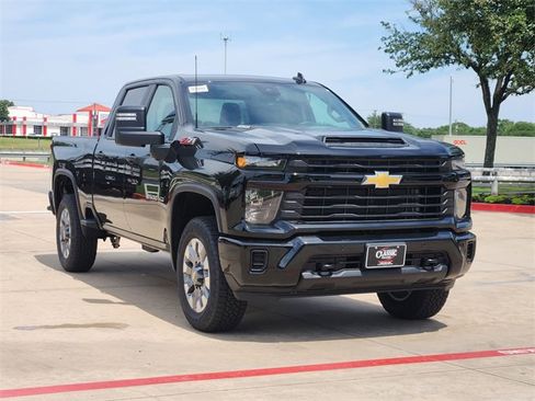 New 2026 Chevrolet Silverado 2500 Custom w/ Custom Value Package AWD/4WD image 2