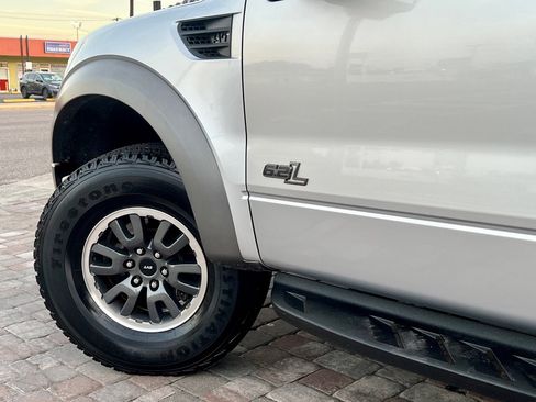 Used 2011 Ford F150 Raptor w/ Raptor Luxury Pkg image 11