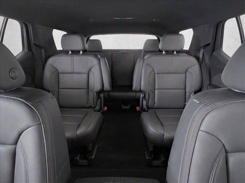 Used 2023 Chevrolet Traverse RS AWD/4WD image 27