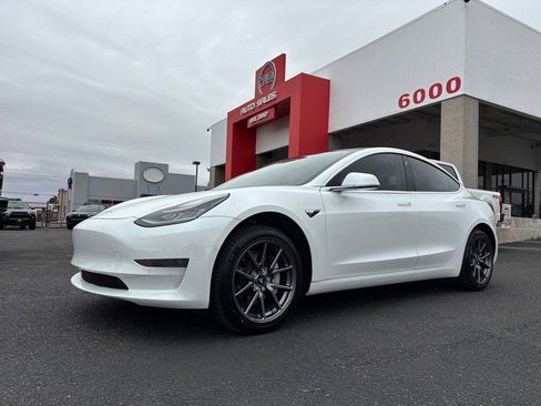 Used 2019 Tesla Model 3 Long Range image 38
