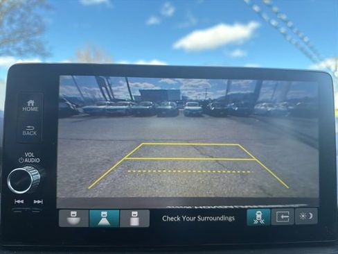 Used 2023 Honda HR-V EX-L image 12
