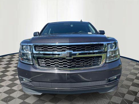 Used 2016 Chevrolet Suburban LT RWD image 2