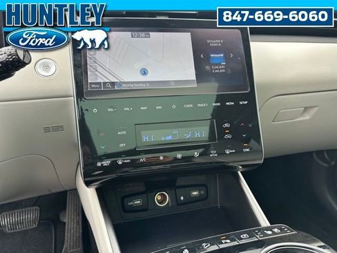 Used 2022 Hyundai Tucson Limited image 23