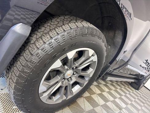 Used 2023 Chevrolet Silverado 1500 High Country w/ Technology Package image 31