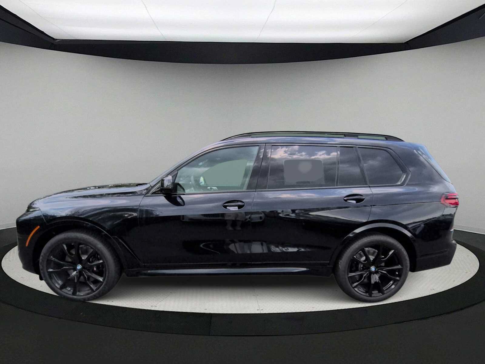 Used 2027 BMW X7 xDrive40i w/ Executive Package AWD/4WD image 5