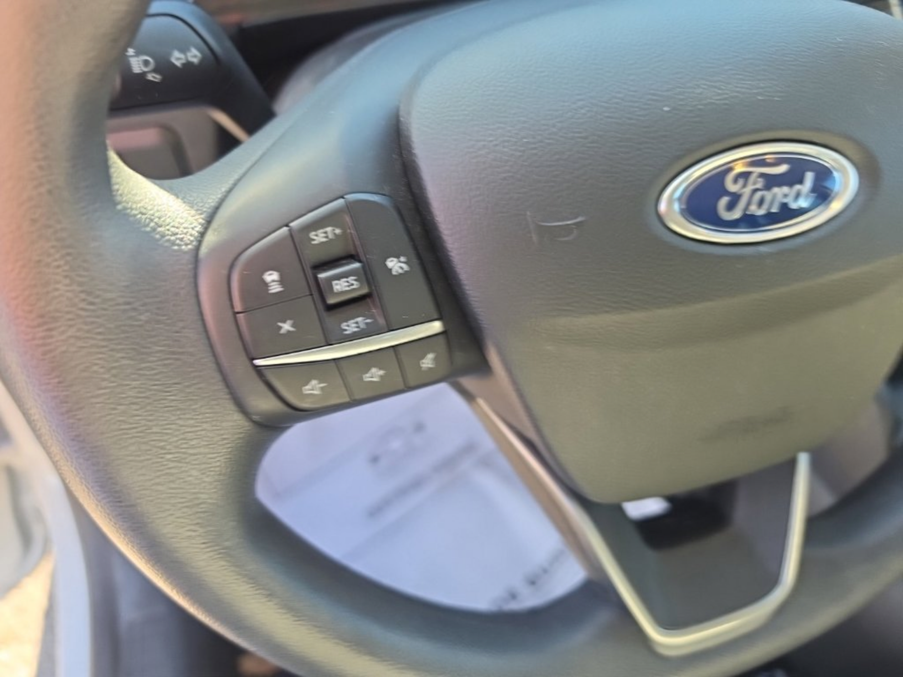 Used 2020 Ford Escape SE FWD image 13