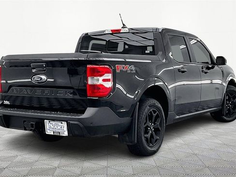 Used 2024 Ford Maverick Lariat w/ FX4 Off-Road Package image 2