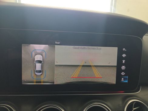 Used 2023 Mercedes-Benz E 350 4MATIC Sedan image 42