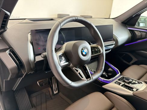 Used 2025 BMW X3 xDrive30i w/ Premium Package image 4