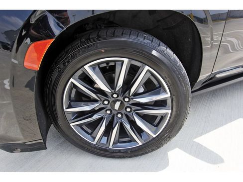 Used 2023 Cadillac Escalade Sport Platinum AWD/4WD image 32