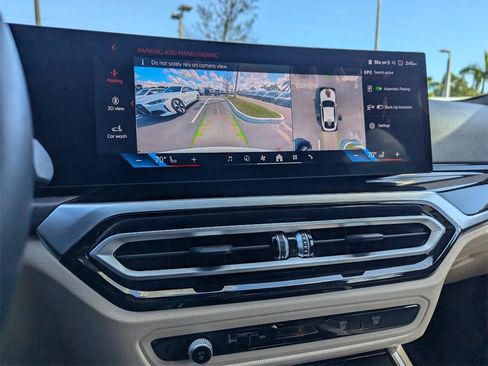 Used 2024 BMW i4 eDrive40 w/ Premium Package image 30