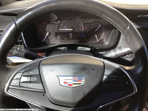 Used 2017 Cadillac XT5 Luxury w/ Driver Awareness Package image 8