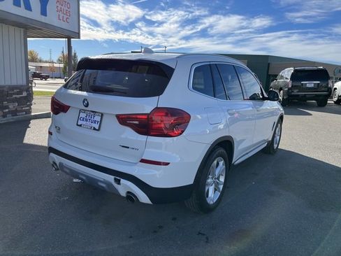 Used 2019 BMW X3 sDrive30i w/ Driving Assistance Package image 11