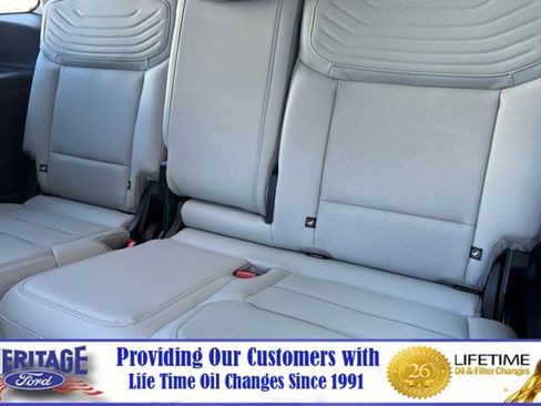 New 2026 Ford Expedition Platinum image 15