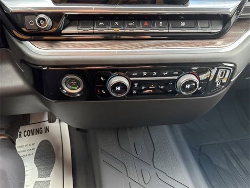 Used 2022 Chevrolet Silverado 1500 LT image 15