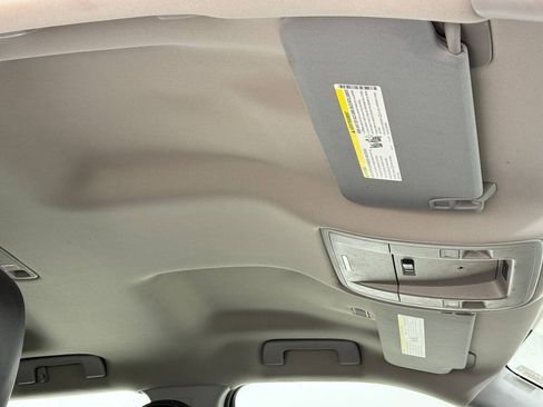 Used 2018 Chevrolet Silverado 1500 W/T RWD image 34