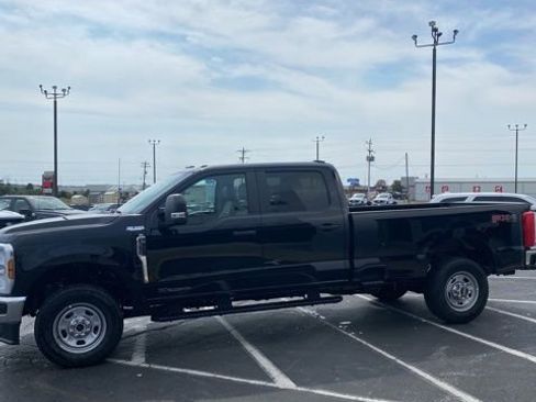 New 2026 Ford F350 XL w/ FX4 Off-Road Package image 4