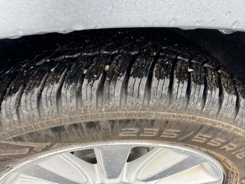 Used 2013 Toyota Sienna XLE image 40