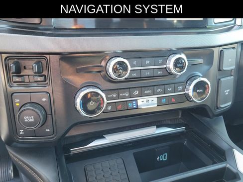 Used 2024 Ford F250 Platinum AWD/4WD image 27