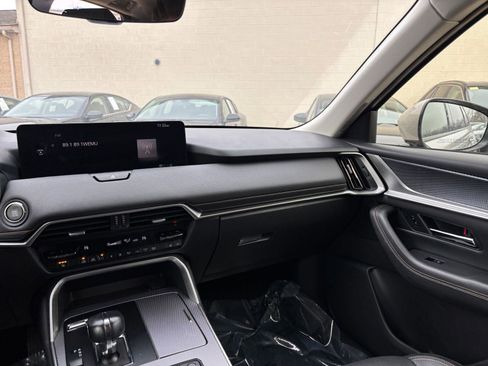 Used 2025 MAZDA CX-90 3.3 Turbo w/ Preferred Package image 39