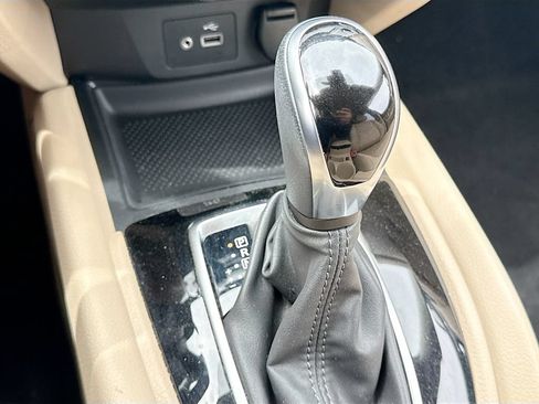 Used 2020 Nissan Rogue SV AWD/4WD image 21