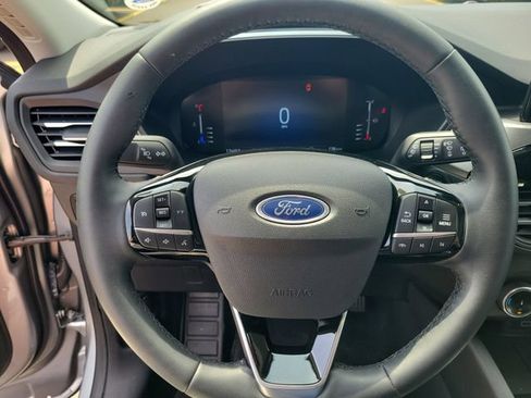 Certified 2024 Ford Escape Active AWD/4WD image 15