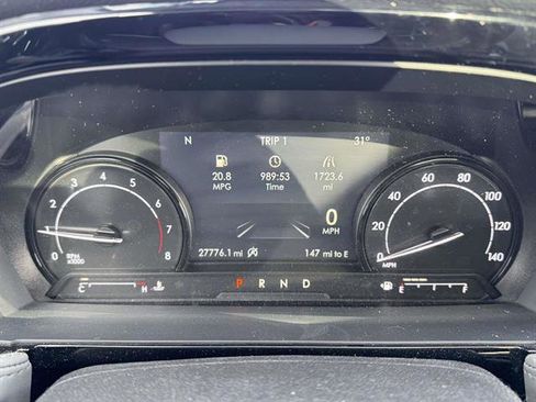 Used 2021 Lincoln Corsair Standard w/ Premium Package image 16