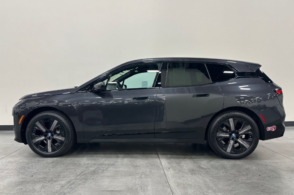 Certified 2024 BMW iX xDrive50 AWD/4WD image 7