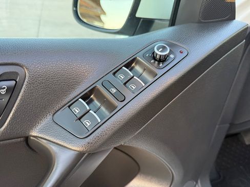 Used 2014 Volkswagen Tiguan SEL image 18