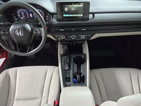 Used 2024 Honda Accord EX image 9