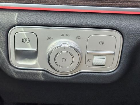 Used 2026 Mercedes-Benz GLE 450 4MATIC image 14