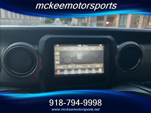 Used 2018 Jeep Wrangler Unlimited Sport S AWD/4WD image 12