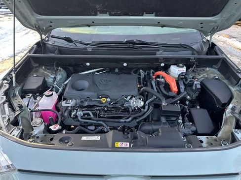 Used 2023 Toyota RAV4 XLE Premium image 24