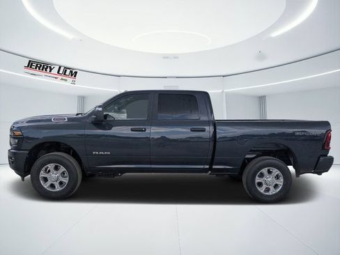 New 2026 RAM 2500 Big Horn AWD/4WD image 6