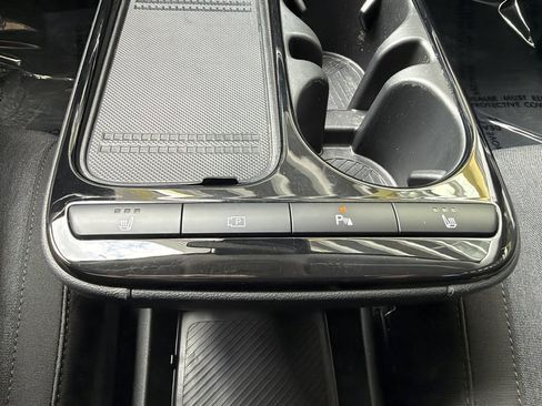 Used 2025 Hyundai Ioniq 5 SE RWD image 24