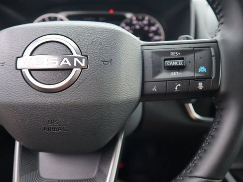 Certified 2025 Nissan Rogue SV AWD/4WD image 20