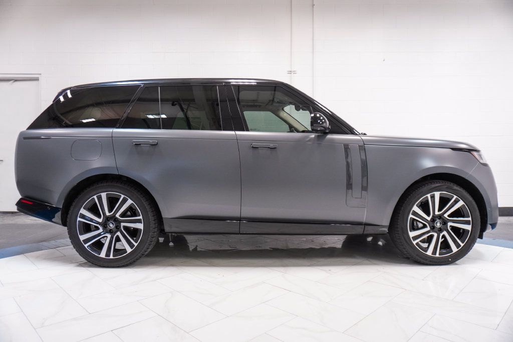Used 2023 Land Rover Range Rover SE AWD/4WD image 41