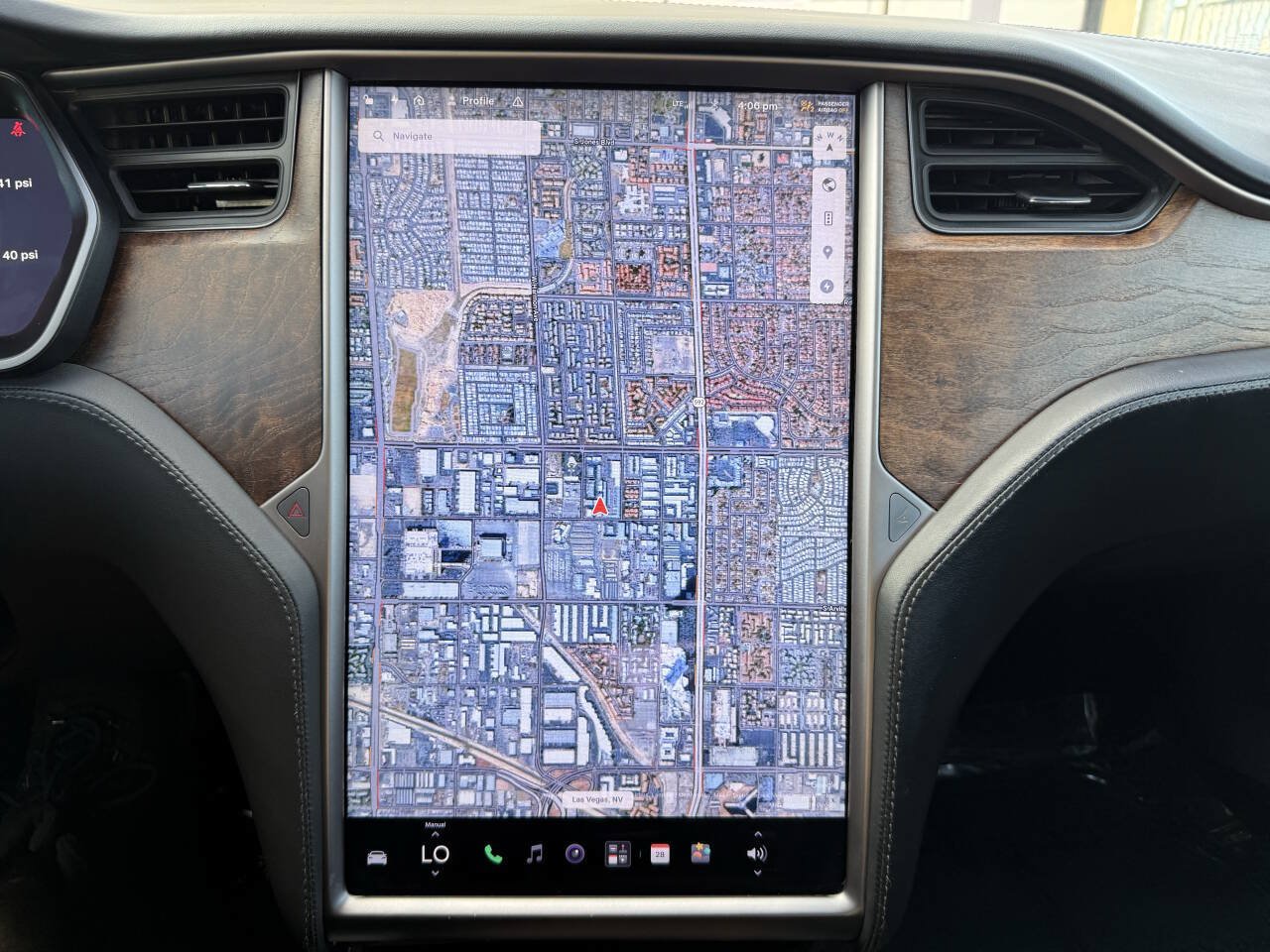 Used 2020 Tesla Model S Long Range Plus AWD/4WD image 33