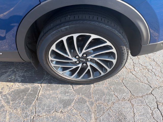 Certified 2020 Lincoln Nautilus Reserve AWD/4WD image 30