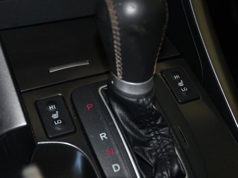 Used 2012 Acura TSX w/ Technology Package image 16