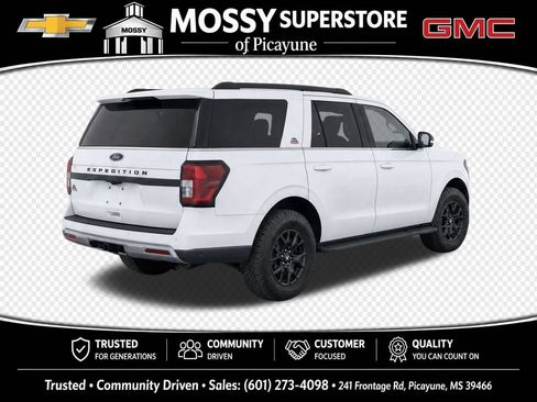 Used 2022 Ford Expedition Timberline AWD/4WD image 4