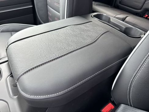 New 2026 GMC Sierra 1500 AT4X AWD/4WD image 21