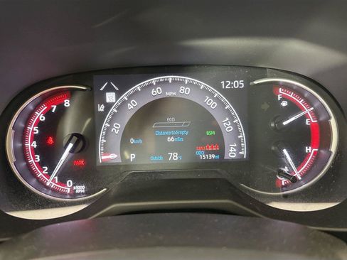 Used 2025 Toyota RAV4 LE FWD image 20