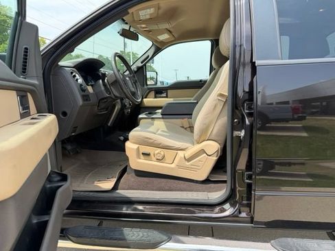 Used 2014 Ford F150 XLT w/ Equipment Group 302A Luxury AWD/4WD image 16