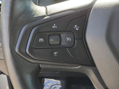 Used 2023 Chevrolet Bolt LT w/ Infotainment Package FWD image 20