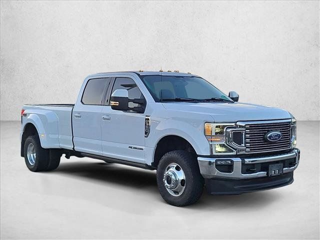 Used 2022 Ford F350 Lariat w/ Lariat Ultimate Package AWD/4WD image 3