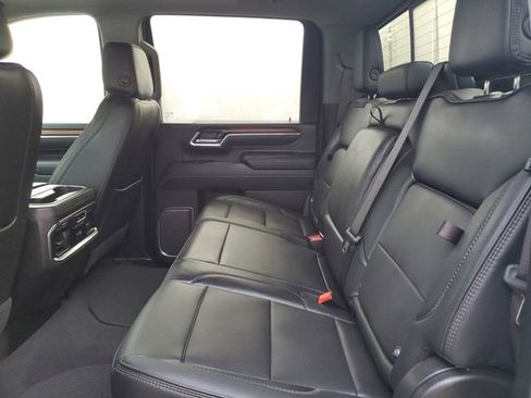 Used 2025 GMC Sierra 2500 Denali w/ Denali Reserve Package image 11