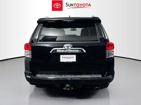 Used 2012 Toyota 4Runner SR5 RWD image 5
