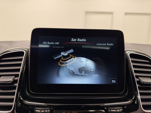 Used 2018 Mercedes-Benz GLE 43 AMG 4MATIC Coupe image 27