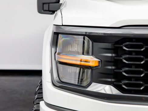 Used 2024 Ford F150 STX AWD/4WD image 3